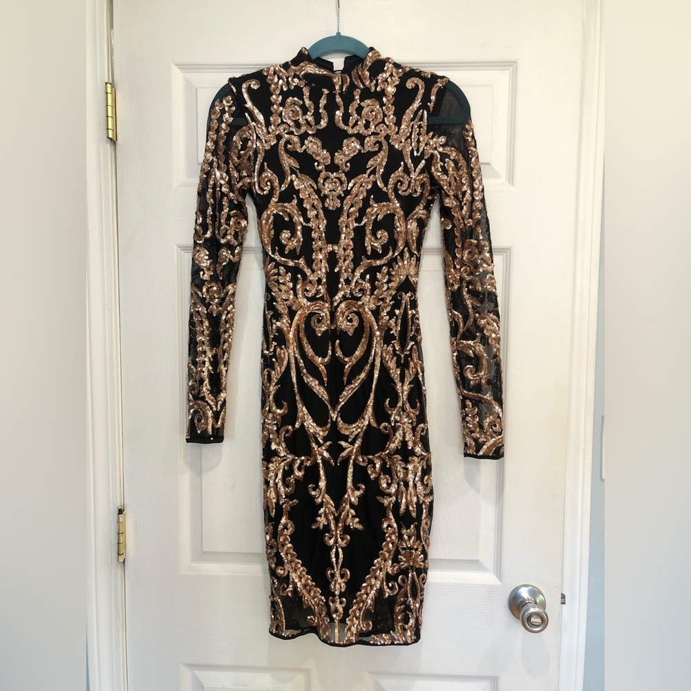 Long-Sleeved Dress with Rose Gold Sequins